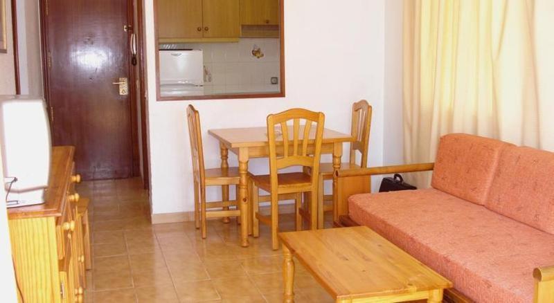 Apartamentos Torre Gerona Benidorm Pokoj fotografie